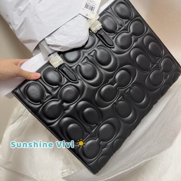 NWT Coach Large Maggie Tote Bag In Blocked Signature Leather CY672 Black - Picture 4 of 9